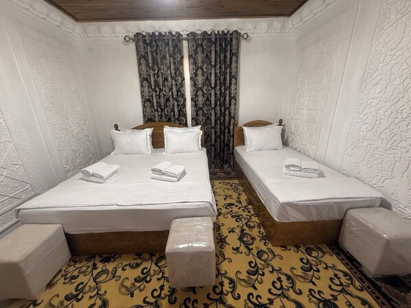 In-room safe, soundproofing, iron/ironing board