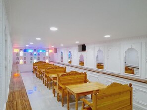 包含每日欧式早餐