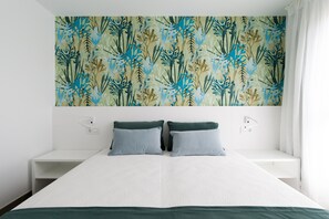 1 chambre, fer et planche à repasser, accès Internet