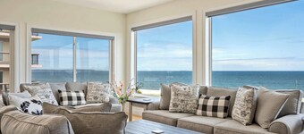 Oceanfront Home - Beach Access - Deck + Ping Pong