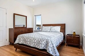 Maison, plusieurs lits, patio, vue océan (Ocean Sunrise) | 7 chambres, décoration personnalisée, ameublement personnalisé