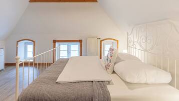 2 Schlafzimmer, Bügeleisen/Bügelbrett, kostenloses WLAN