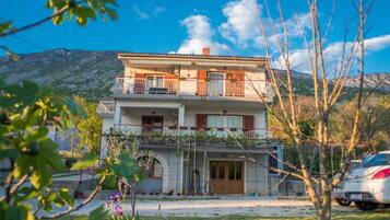 Apartment | Exterior