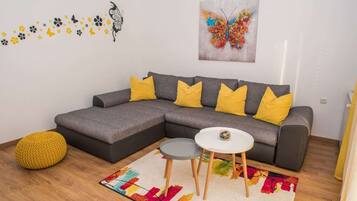 Apartment | Living area