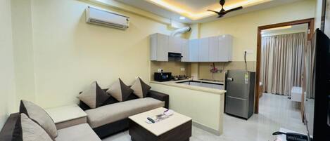 TV connectée de 42 pouces avec chaînes numériques, cheminée