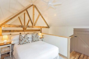 2 habitaciones, escritorio, wifi y ropa de cama 