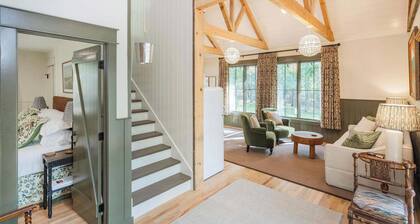 The Sapsucker at Buckhorn Hollow