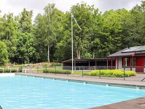 Hus | Pool