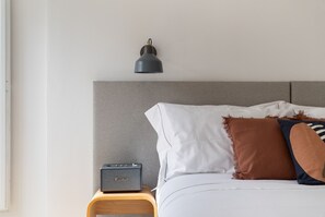 1 室のベッドルーム、WiFi (無料)、ベッドシーツ