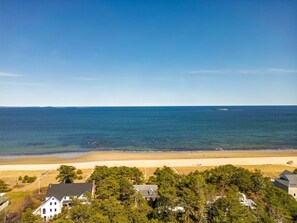 Nær stranden