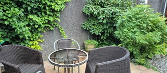 Spacious 5 bedroom house, nestled at the base of Cadair Idris mountain range.