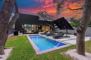 Outdoor pool, a heated pool
