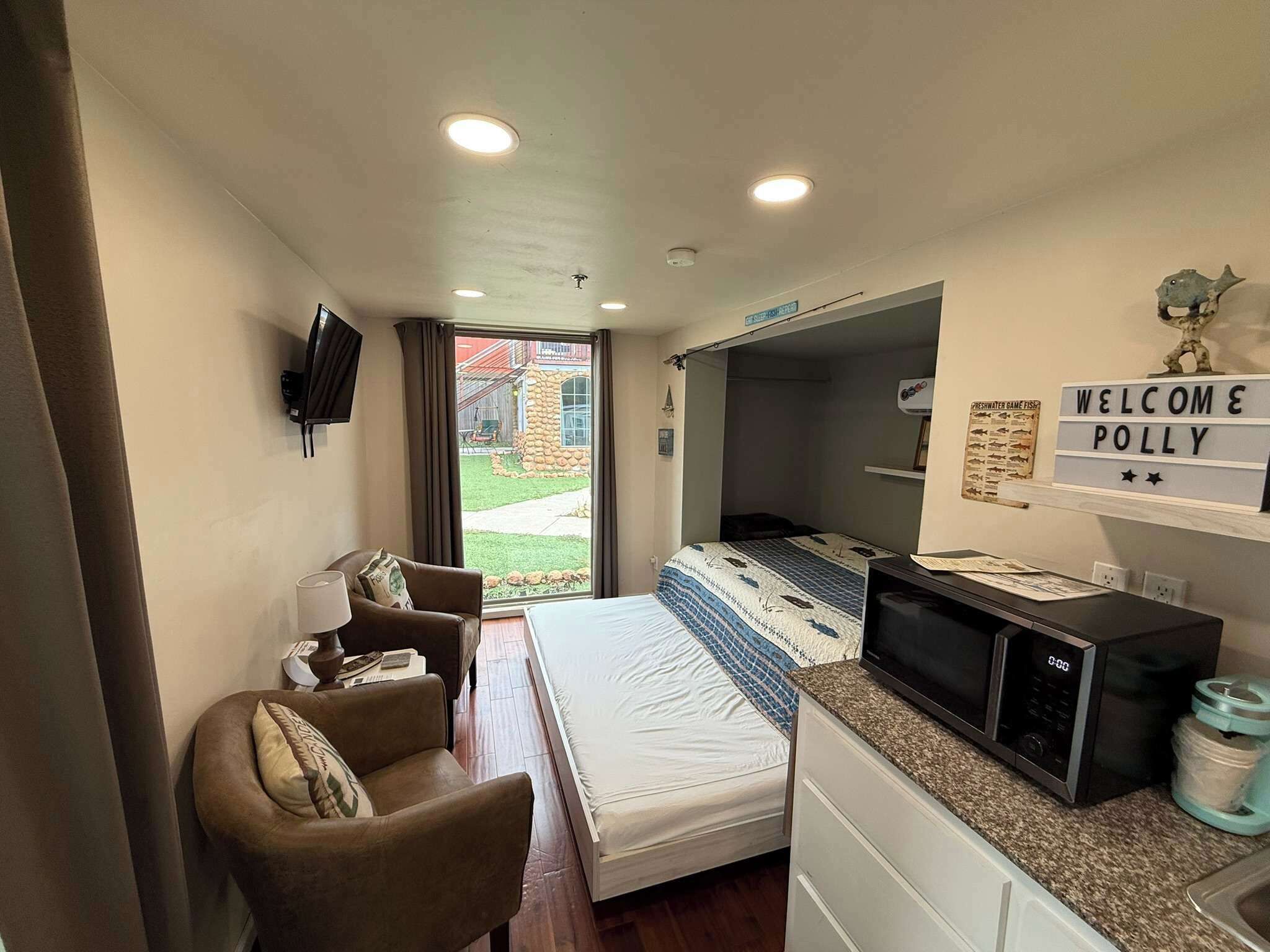 2 bedrooms, WiFi, bed sheets