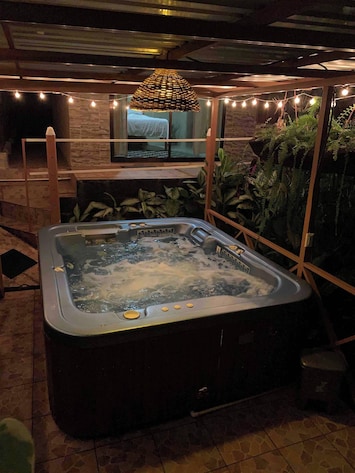 Bain à remous intérieur