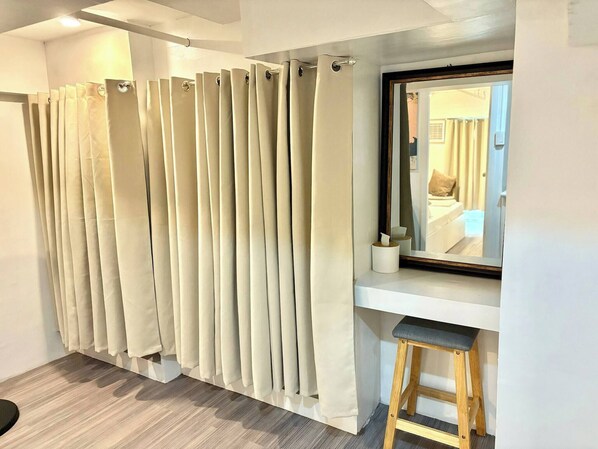 1 bedroom, iron/ironing board, Internet, bed sheets