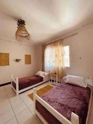 2 室のベッドルーム、インターネット、車椅子でアクセスできる設備