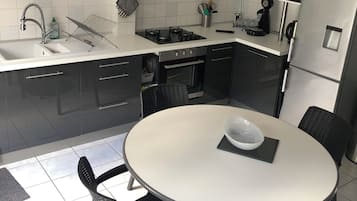 Microwave, oven, dishwasher