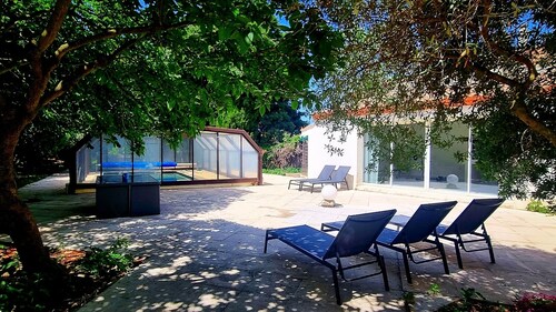Villa Muscat, le charme de l'authentique en coeur de ville / plages 3 kilomètres