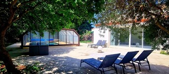 Villa Muscat, le charme de l'authentique en coeur de ville / plages 3 kilomètres