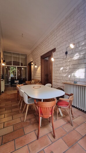 Dining - Villa Muscat, authentic charm in the heart of town / beaches 3 kilometers (Frontignan)