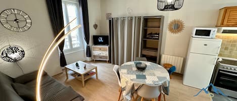 TV