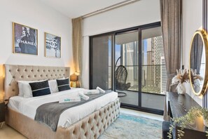 2 Schlafzimmer, Schreibtisch, Bügeleisen/Bügelbrett, Reisekinderbett