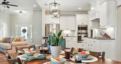 Casa Del Sol | Modern Sanctuary in Abilene