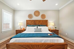 4 habitaciones, escritorio, tabla de planchar con plancha y wifi 