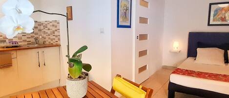 Wi-Fi gratuit, draps fournis