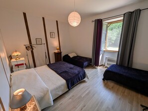 5 soverom, wi-fi (inkludert) og sengetøy