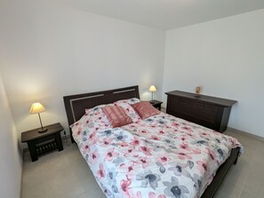 8 chambres, Wi-Fi gratuit, draps fournis