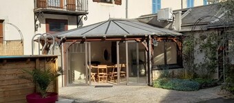 Geräumiges Familienhaus mit Pool und Parkplatz in Saint-Gaultier