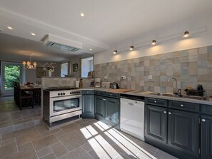 Fridge, microwave, dishwasher