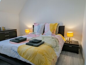 4 habitaciones, wifi gratis y ropa de cama 