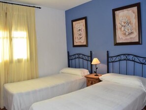 2 bedrooms