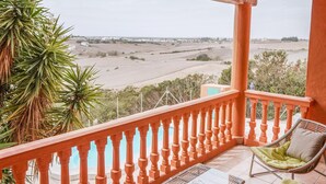 Unclassified image, 5 of 24, button - Rural house with terrace in Conil de la Frontera (Conil de la Frontera)