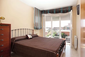 5 Schlafzimmer, Bügeleisen/Bügelbrett, kostenloses WLAN, Bettwäsche