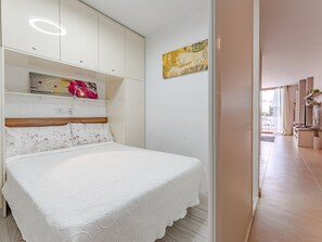 Accès Internet, draps fournis