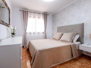 1 bedroom, Internet, bed sheets - Comfort and tranquility at Oasis San Eugenio (Adeje)