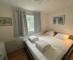 5 dormitorios, tabla de planchar con plancha, wifi y ropa de cama