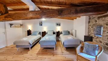 4 slaapkamers, gratis wifi, beddengoed