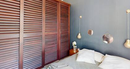 House in Vic-la-Gardiole, 2 pers, Terrace, Close to Beach