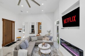 Télévision, espaces bureaux