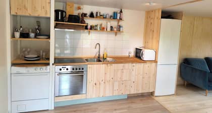 Cozy Tiny House Retreat in Stockholm Archipelago