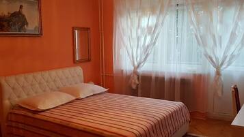 Căn hộ | 1 phòng ngủ, bàn ủi/dụng cụ ủi quần áo