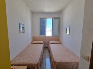 2 chambres, draps fournis