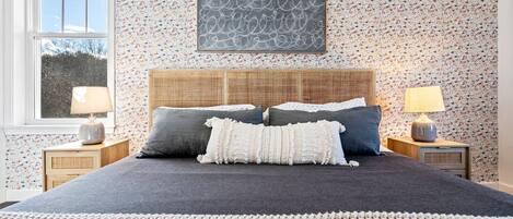 4 bedrooms, individually decorated, individually furnished, bed sheets