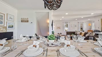 House, Multiple Beds, Patio, Garden View (Ocean Ridge) | Dining