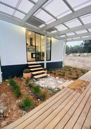 Property grounds - Kangaroo Island Seaside Nature Retreat ‘Melaleuca’ (Island Beach)