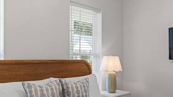 1 dormitori, planxa i posts de planxar, wifi gratuïta i roba de llit